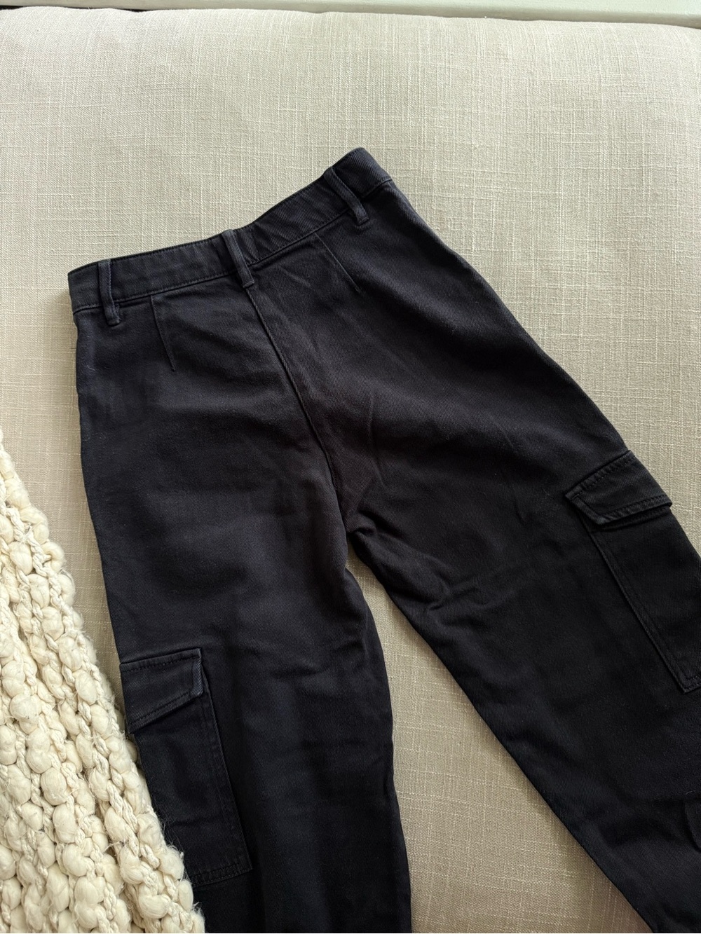 Aritzia Modern Cargo Pant - Picture 3 of 5
